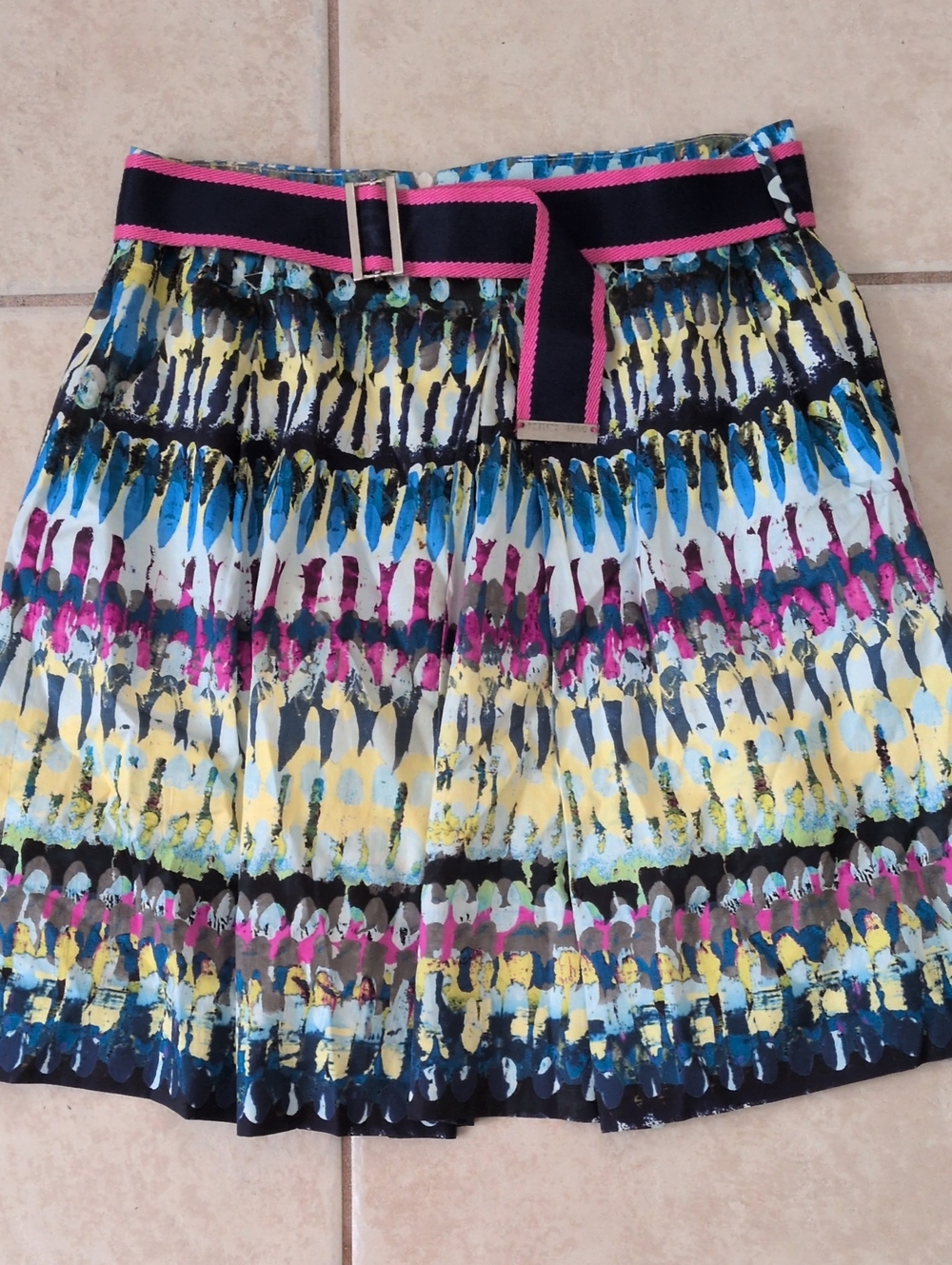 ROBERTO VERINO Colorful Skirt Size 8